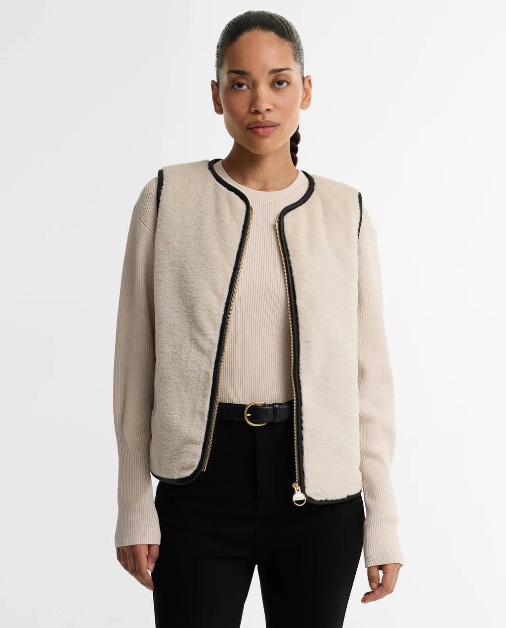 Women's Barbour International Oulton Faux Fur Liner In Lt Stone/Black