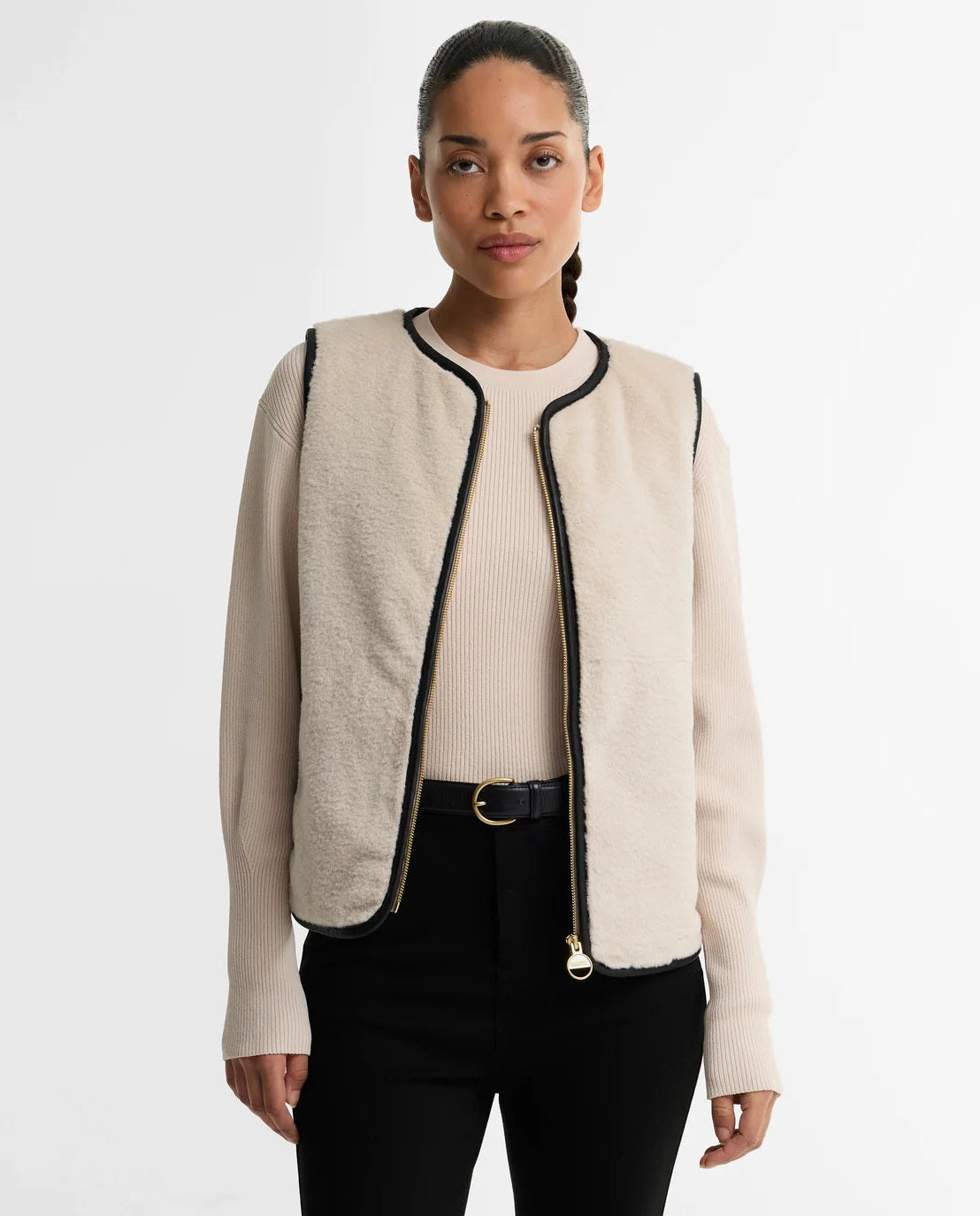 Women's Barbour International Oulton Faux Fur Liner In Lt Stone/Black