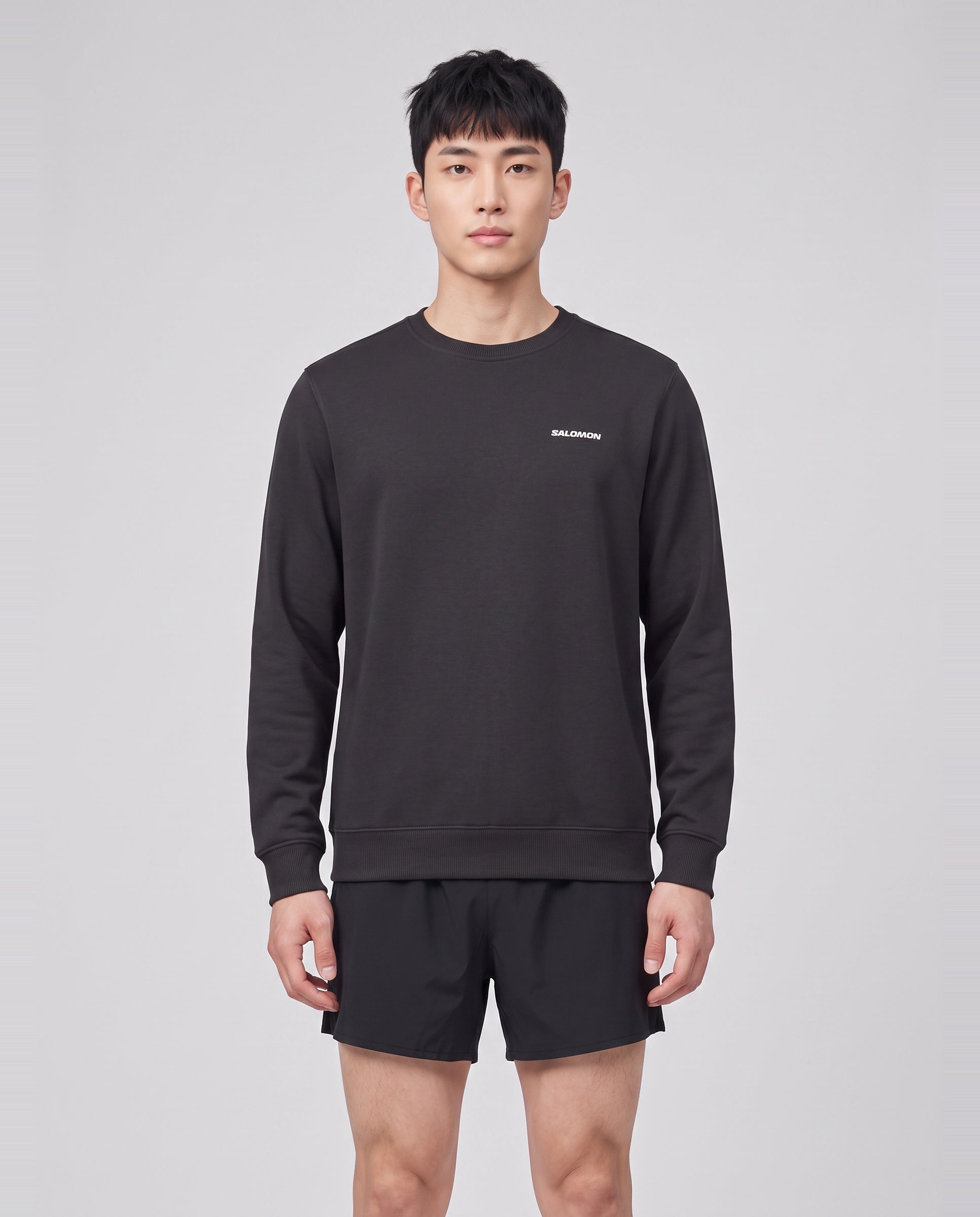Mens Salomon SALOMON LOGO CREWNECK Deep Black Sweatshirt — on model
