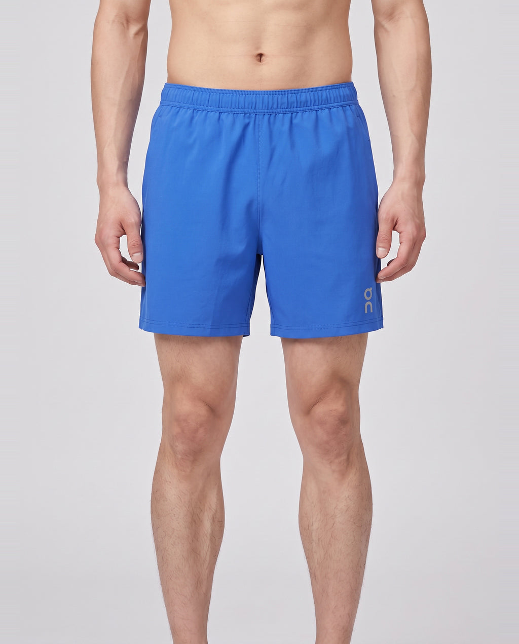 Men's On Running 7" Core Shorts 1 Jay — on model