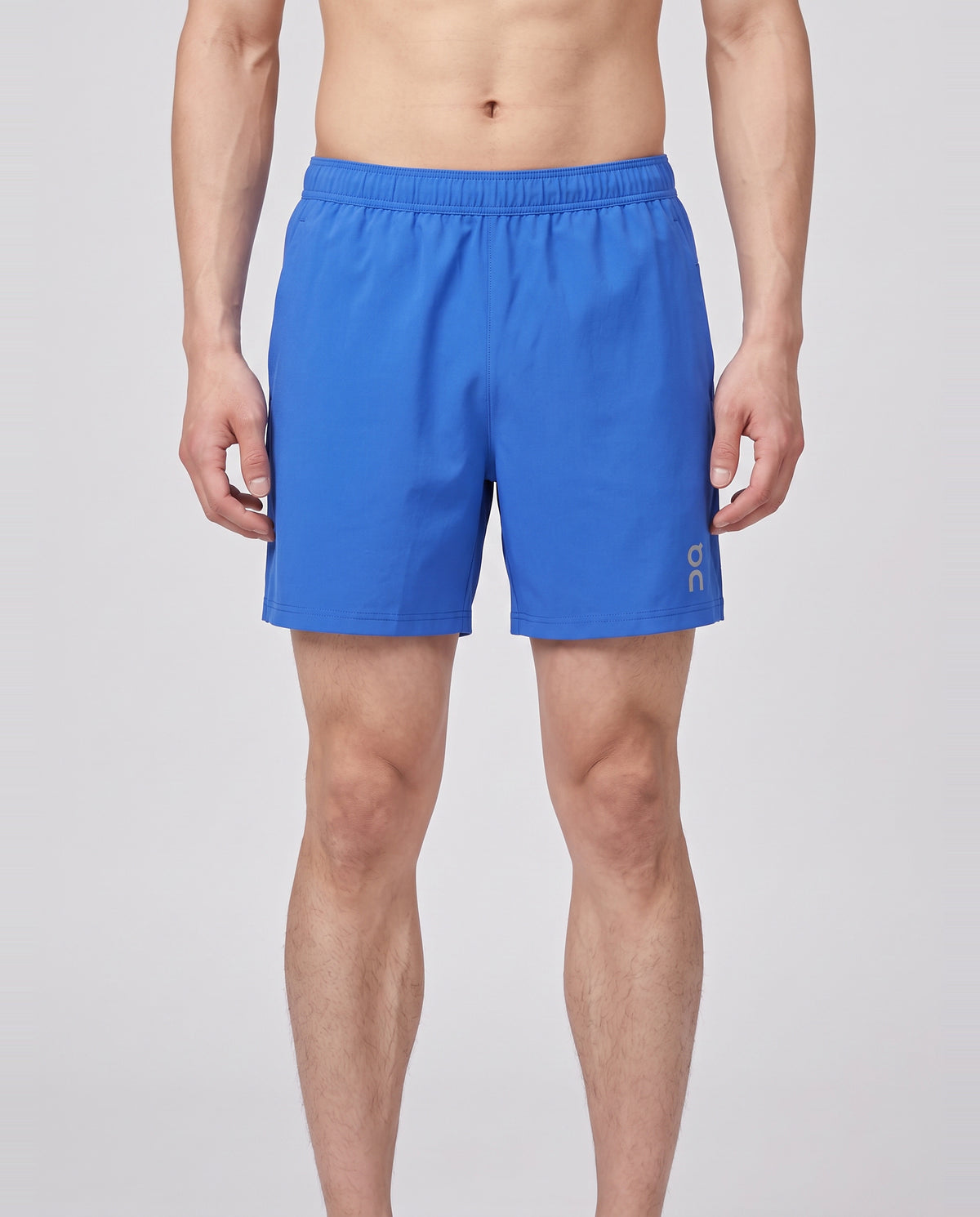 Men's On Running 7" Core Shorts 1 Jay — on model