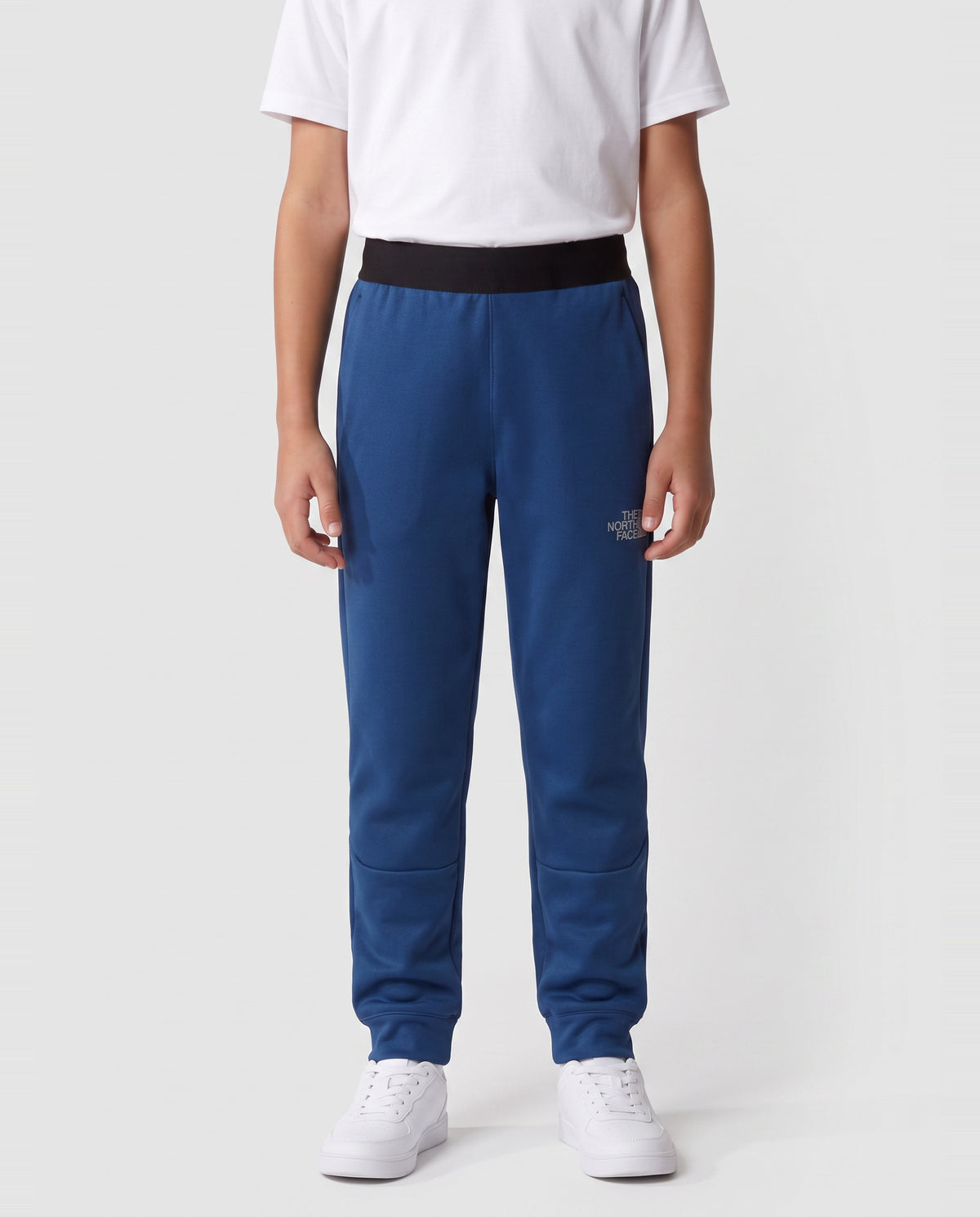 Boy’s The North Face Blue Mountain Athletics Joggers — on model