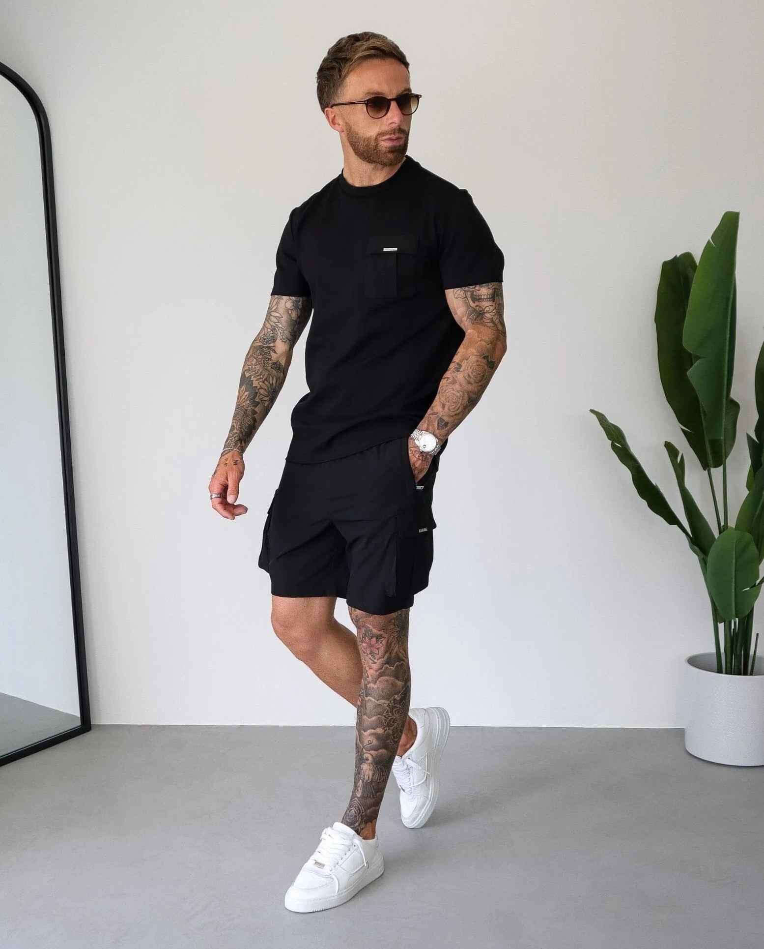 Men's Belier Black Woven Cargo Short — view 2