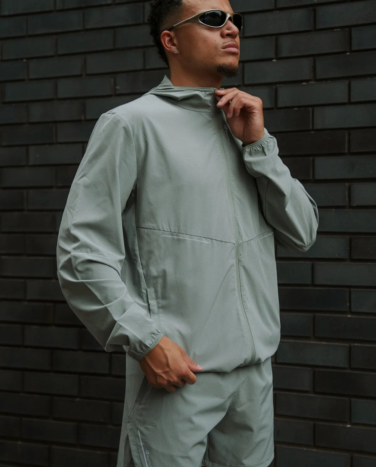 Mens Red Run Sage Dynamic Performance Jacket & Dynamic Performance Shorts Set — view 2
