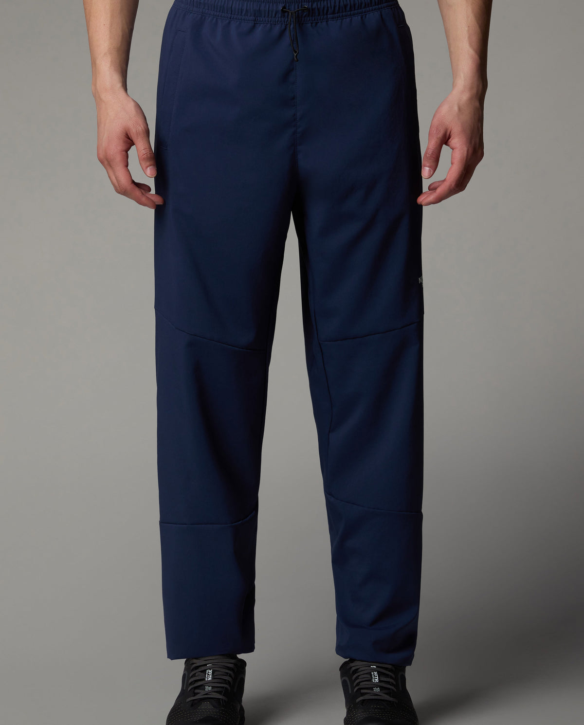 Men's The North Face Blue Mountain Athletics Wind Pant — view 3