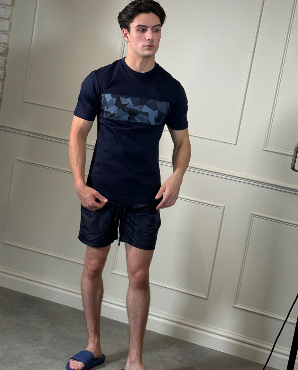 Men's Catini Astratto T-Shirt in Navy — image 1