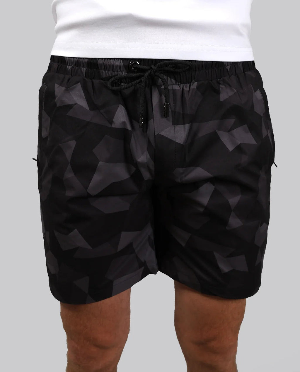 Men's Catini Astratto T-Shirt in Black & Astratto Shorts in Black Set — view 2