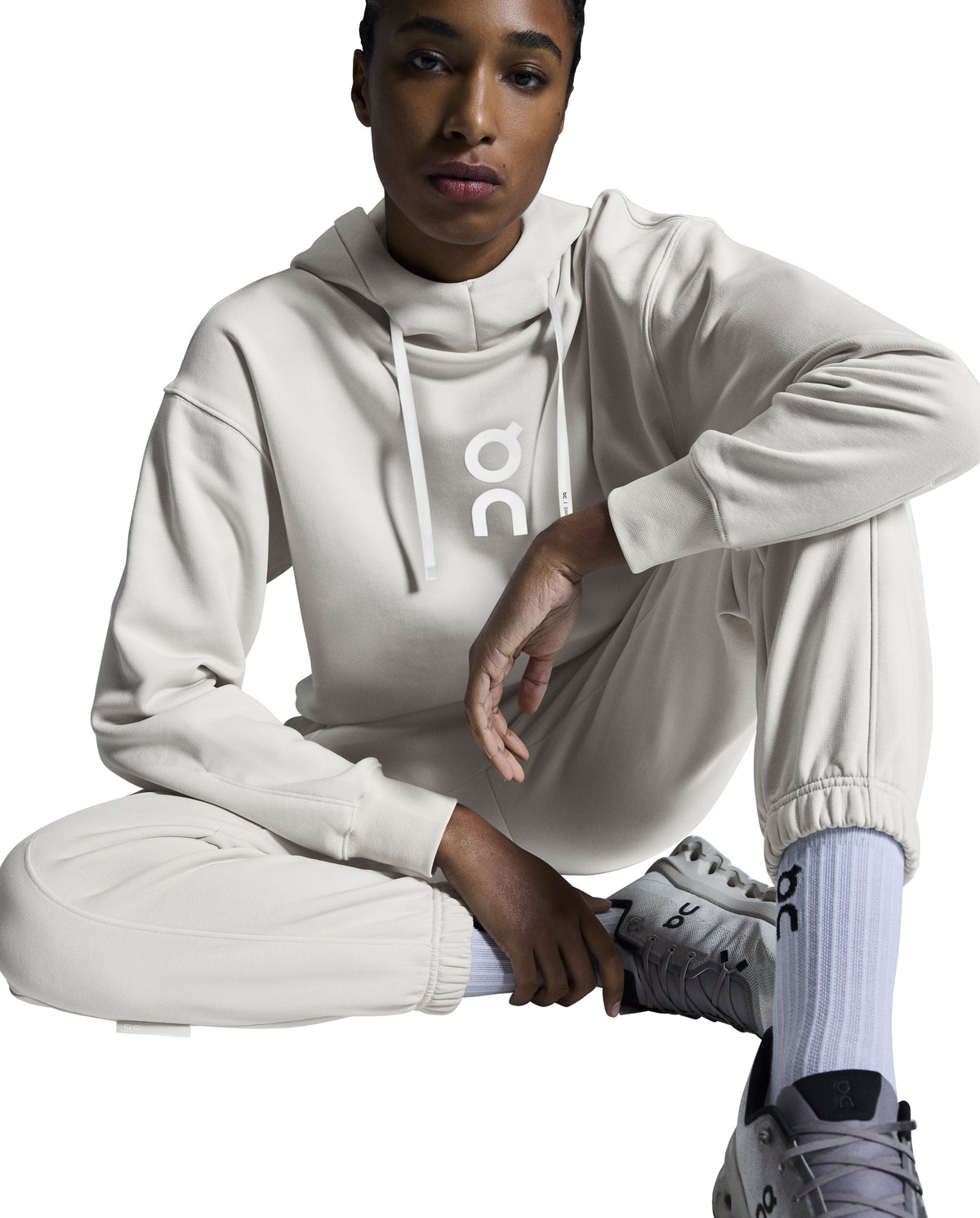 Women's On Running Club Pant in Silver — view 3