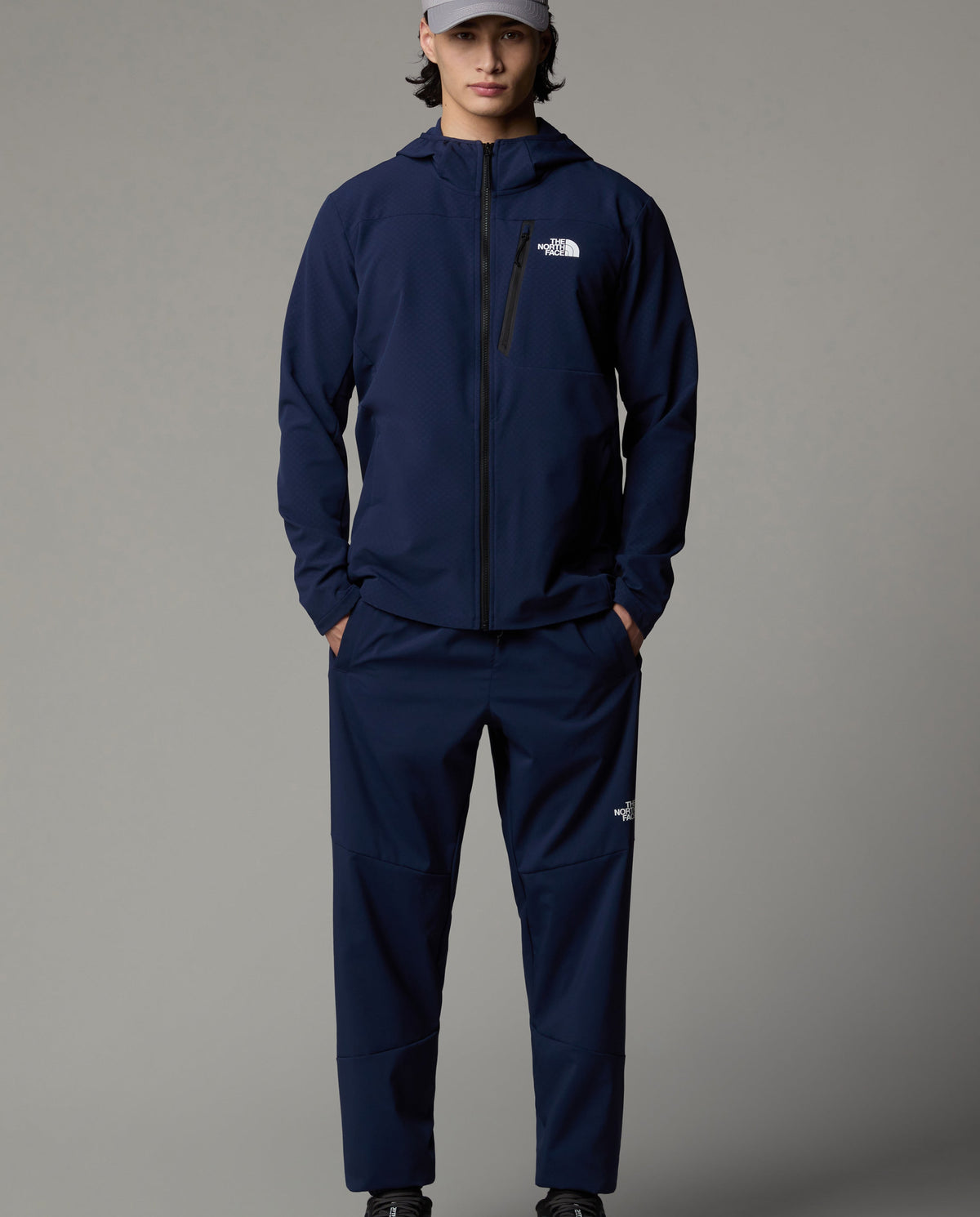 Men's The North Face Blue Mountain Athletics Wind Pant — view 4