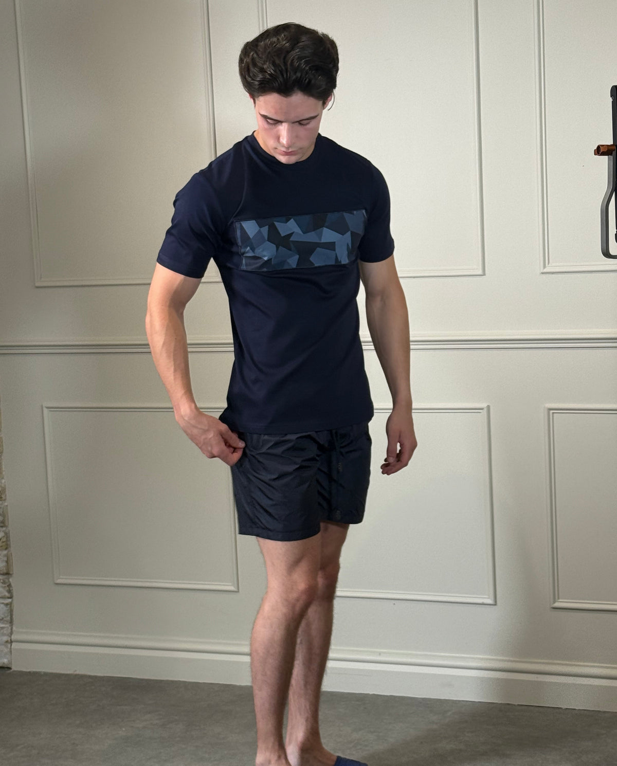 Men's Catini Astratto T-Shirt in Navy — image 2