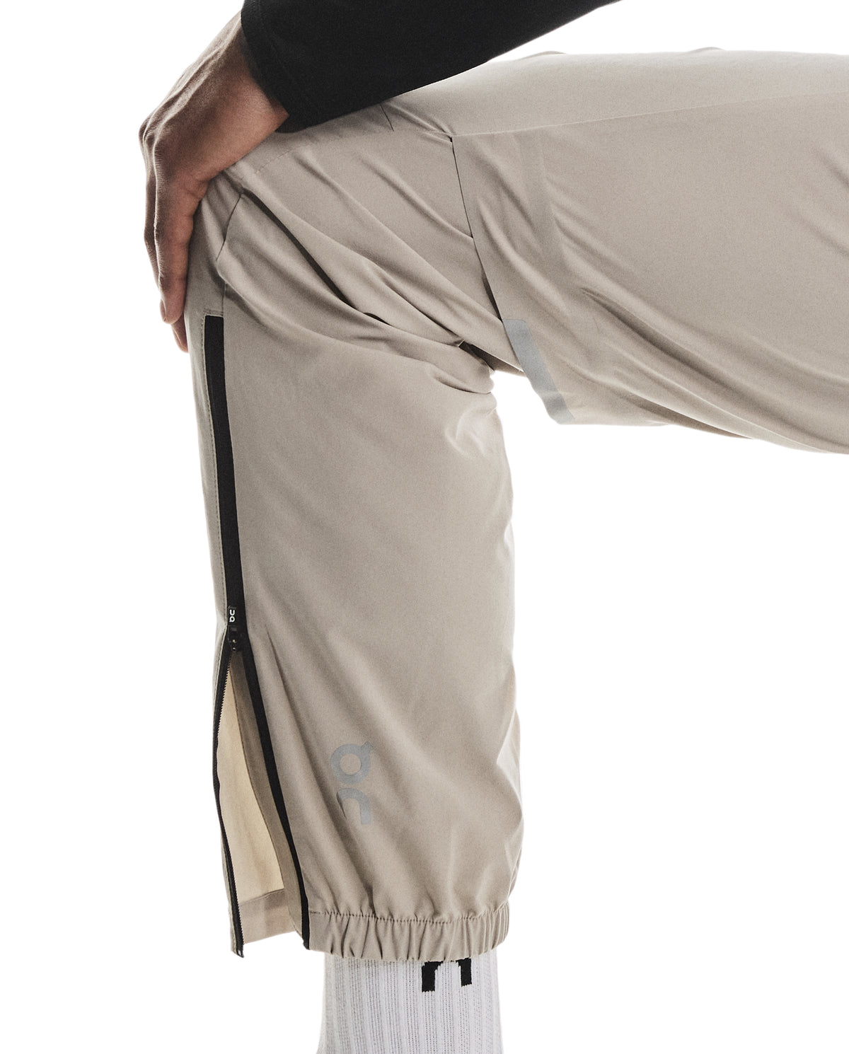 Men's On Running Desert Core Pants — view 4