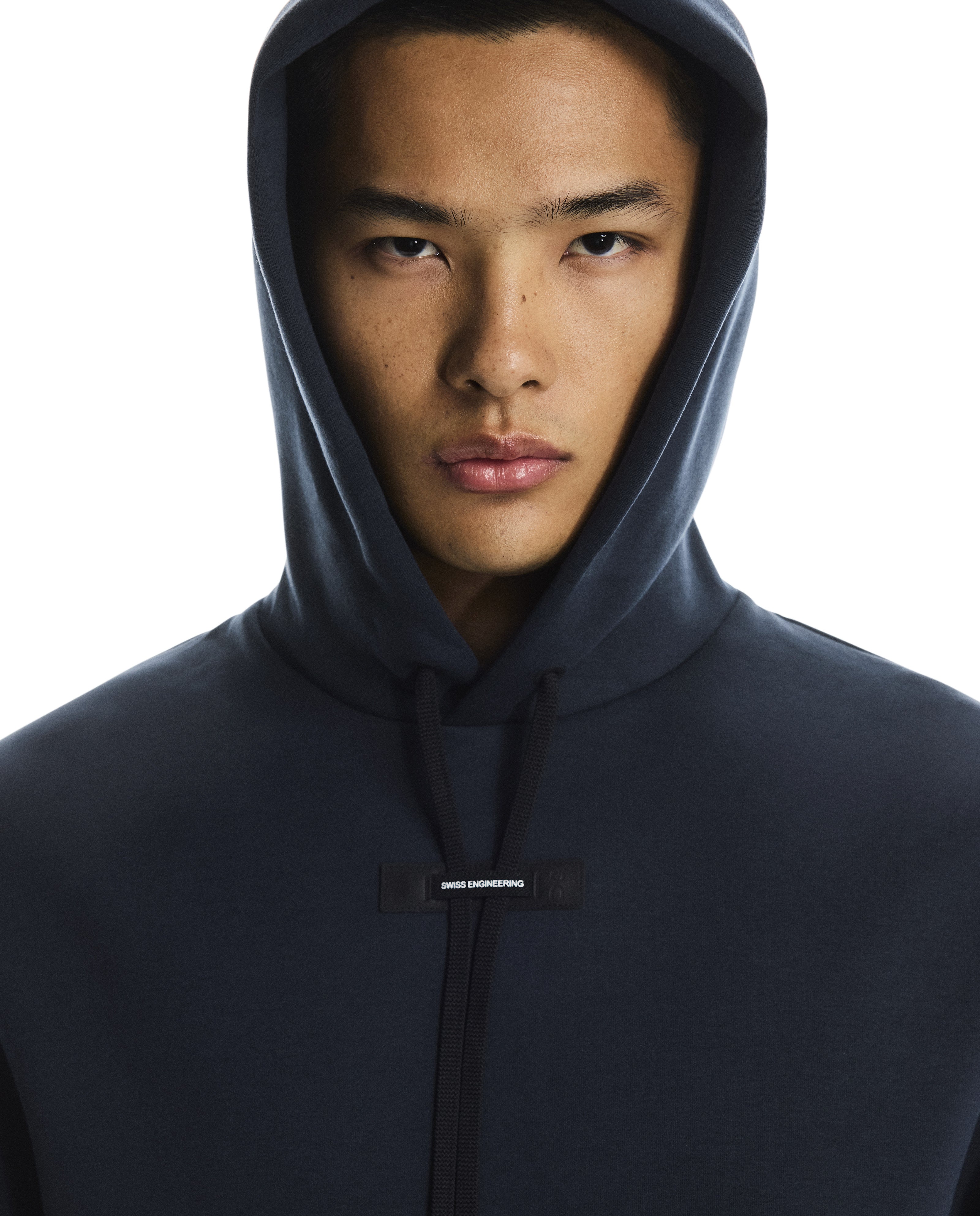 Men's On Running Navy Focus Tech Hoodie — view 3