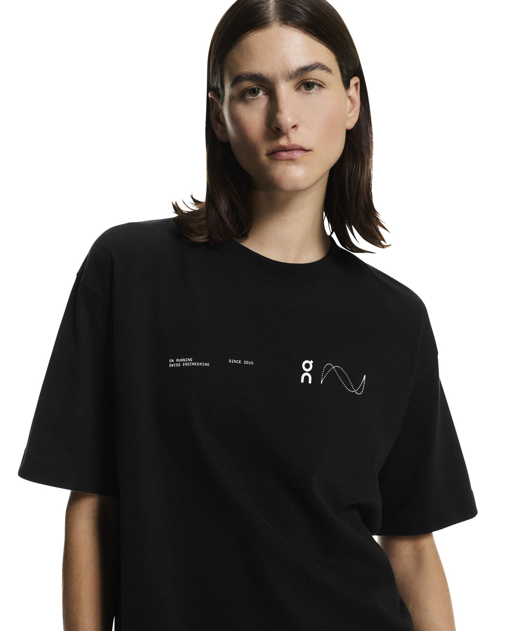 Women's On Running Club T-Avant Black — view 3