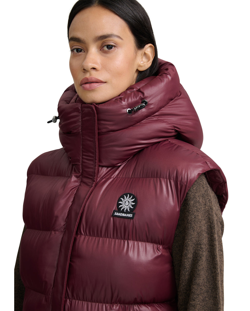 Women's Sandbanks Shell Bay Hooded Long Gilet in Port — image 05