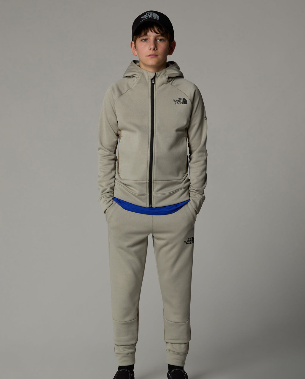 Boy’s The North Face Grey Mountain Athletics Joggers — view 4