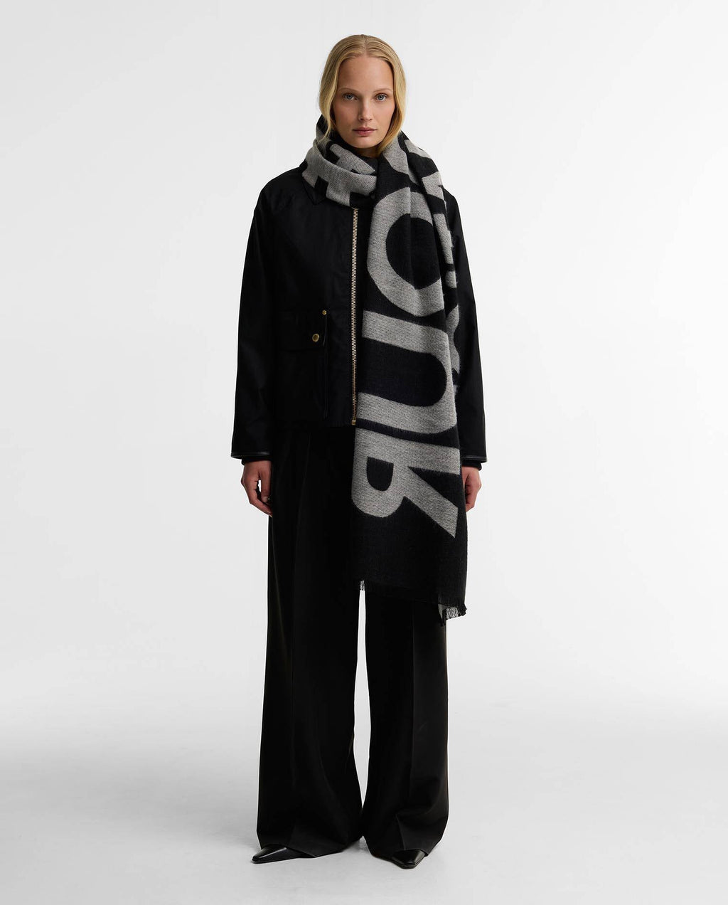 Women's Barbour International Milla Logo Scarf In Moonbeam/Black — view 5