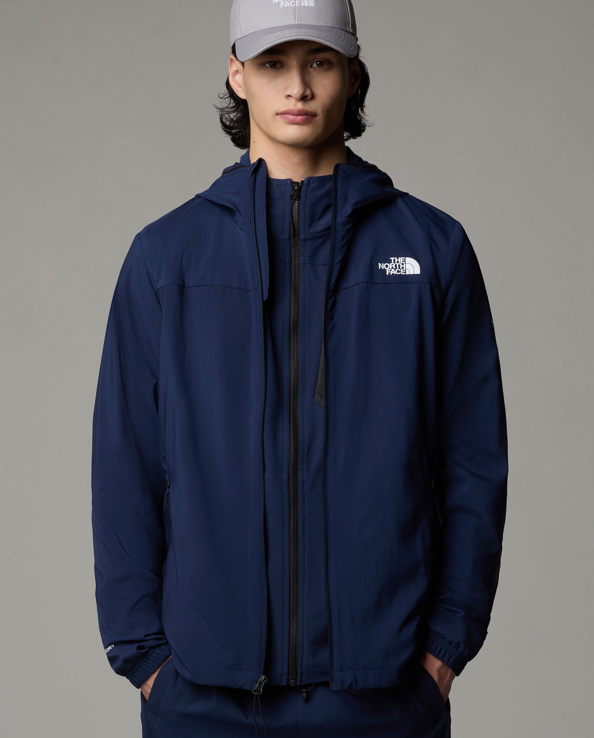 Men's The North Face Blue Mountain Athletics Hooded Wind Jacket — view 6