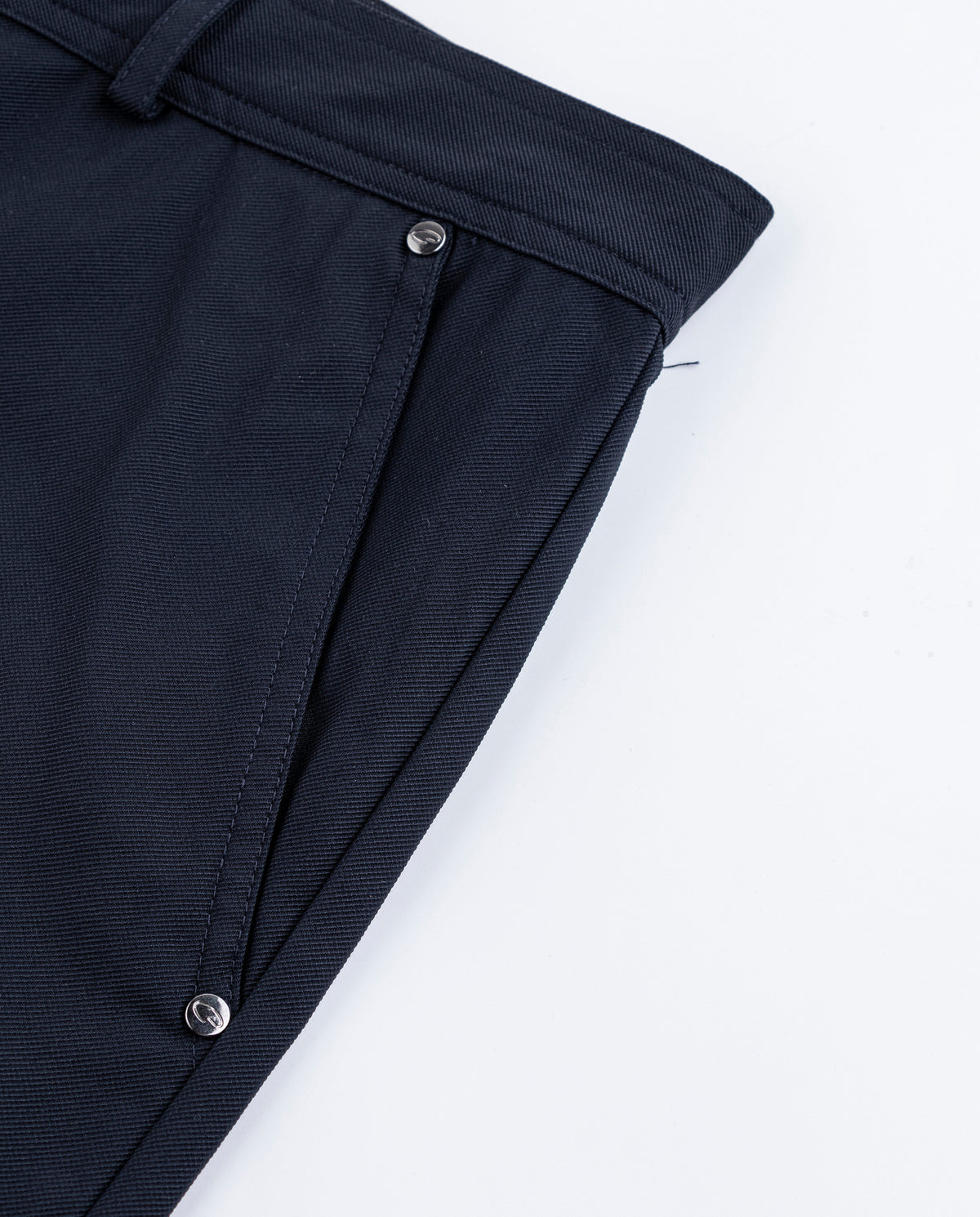 Men's Catini Alcorto Chino Shorts in Navy Blue — image 5
