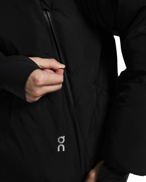 Women's On Running All Day Puffer Coat in Black — view 6
