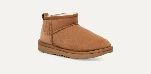 Girls UGG Junior Chestnut Ultra Mini Boot in Chestnut — view 2