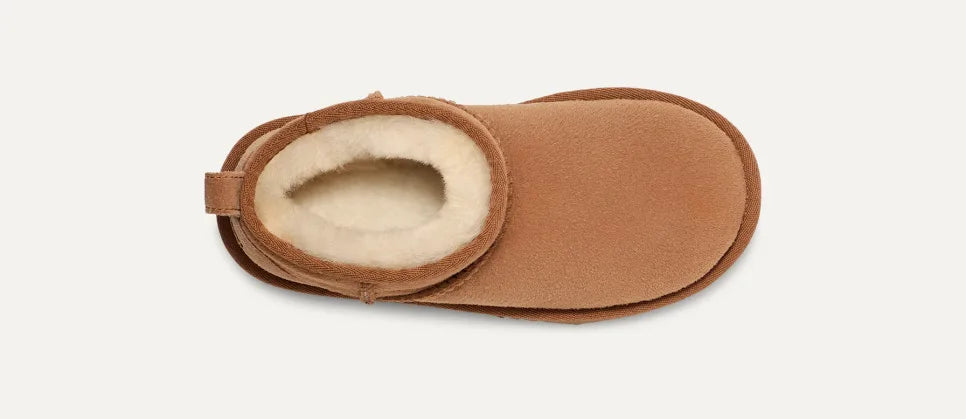 Girls UGG Junior Chestnut Ultra Mini Boot in Chestnut — view 5