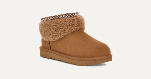 Girls UGG Junior Classic Ultra Mini Maxi Curly Boot in Chestnut — view 2