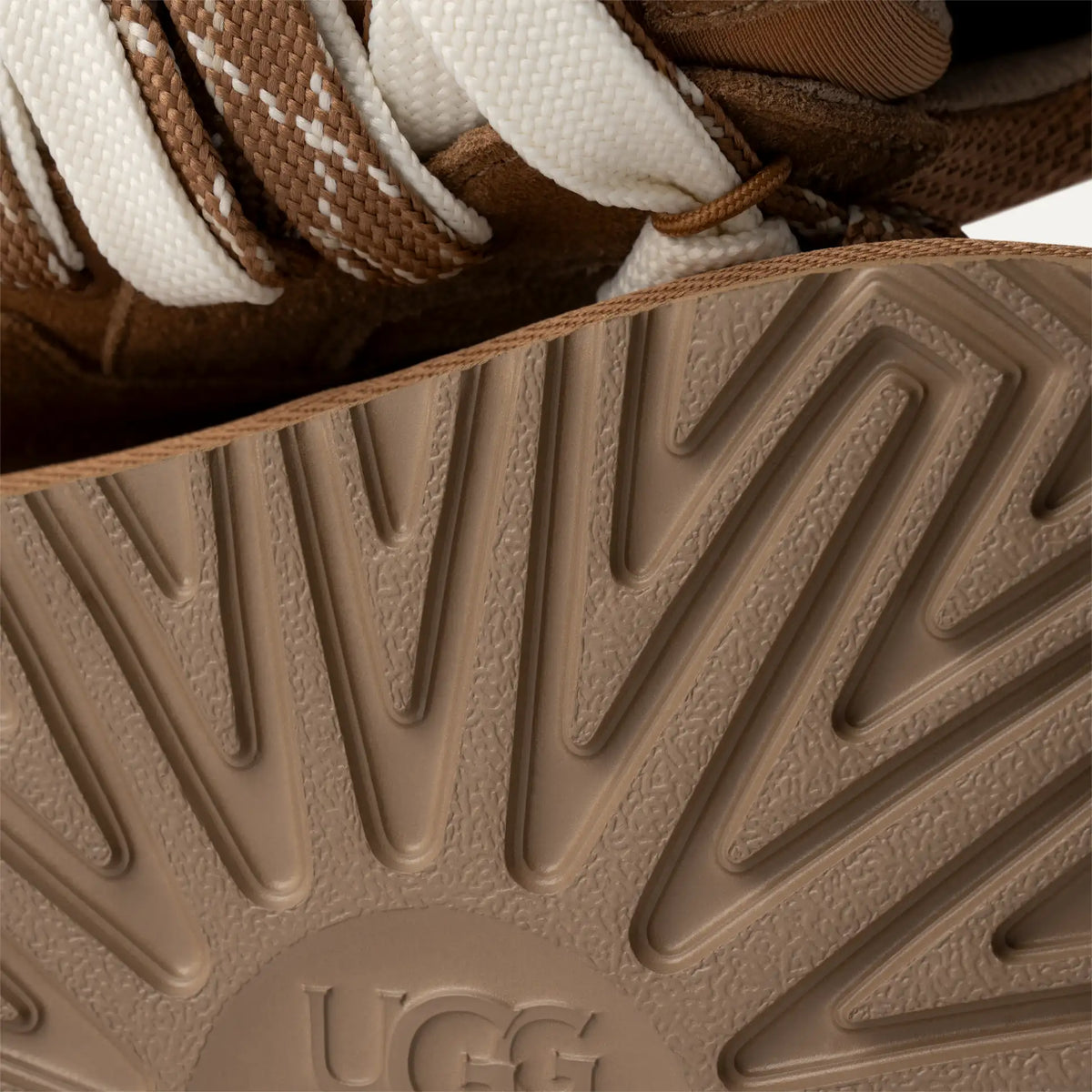Unisex UGG Kids Chestnut Lo Lowmel Trainer — view 5