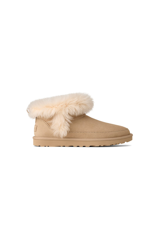 Women's UGG Classic Ultra Mini Chalet in Sandcastle