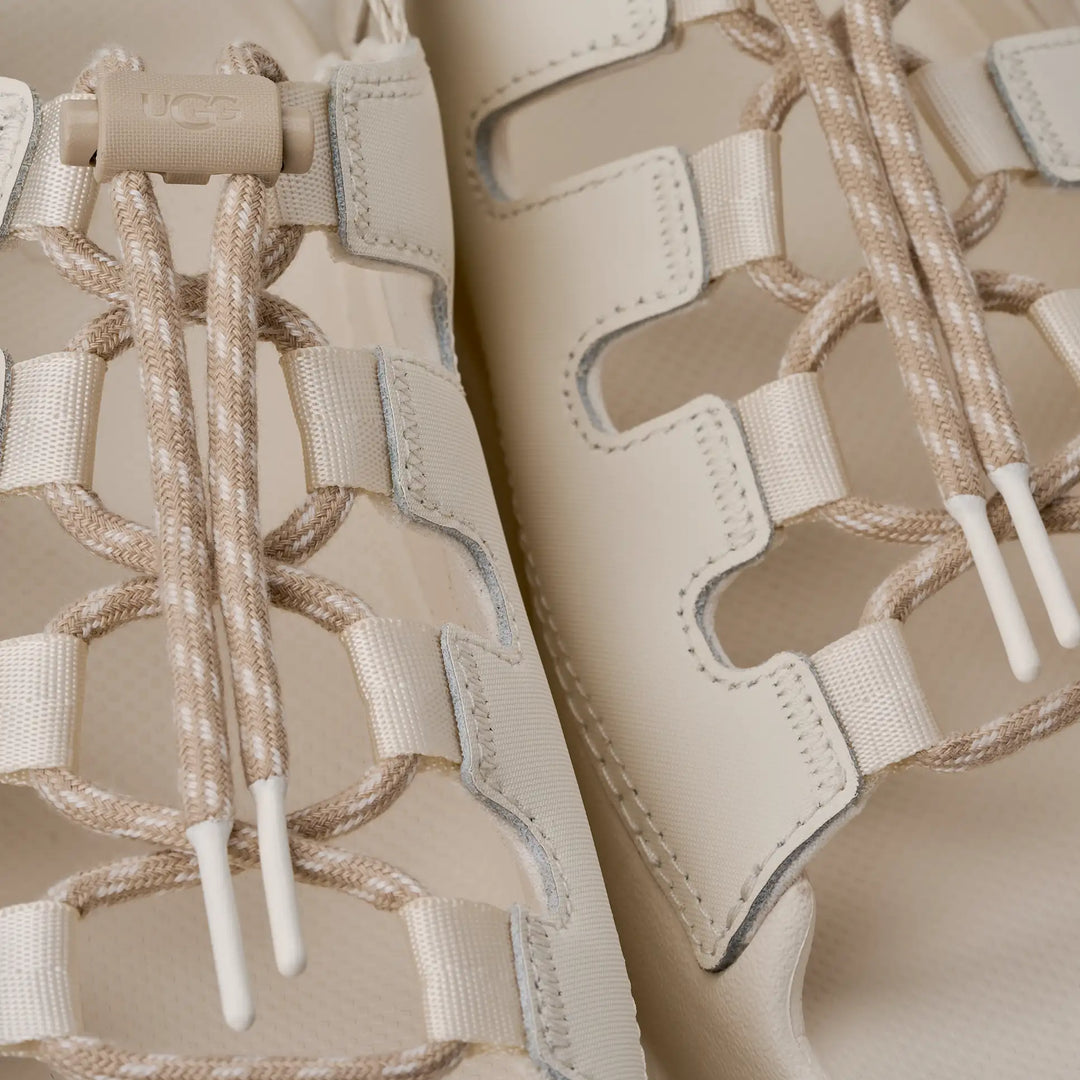 Women's UGG Goldenglow Toggle in Jasmin