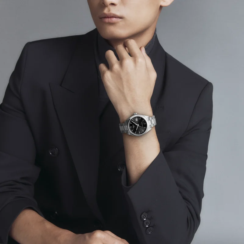 Tissot Gentleman 38mm Powermatic 80 Black Dial Bracelet Watch T1658071105100 — view 4