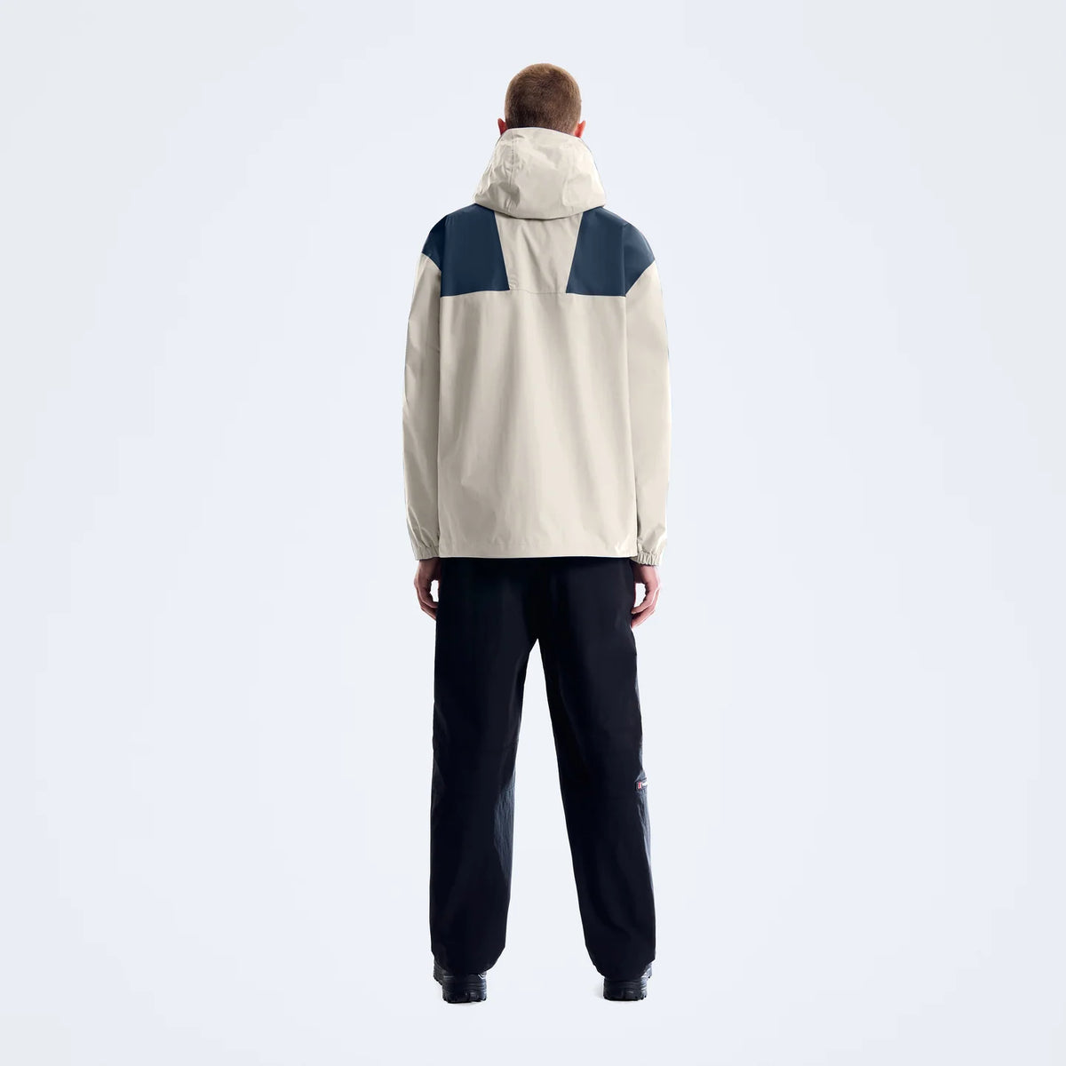 Men's Berghaus Trango Mountain 3000 Jacket in White/Dark Blue