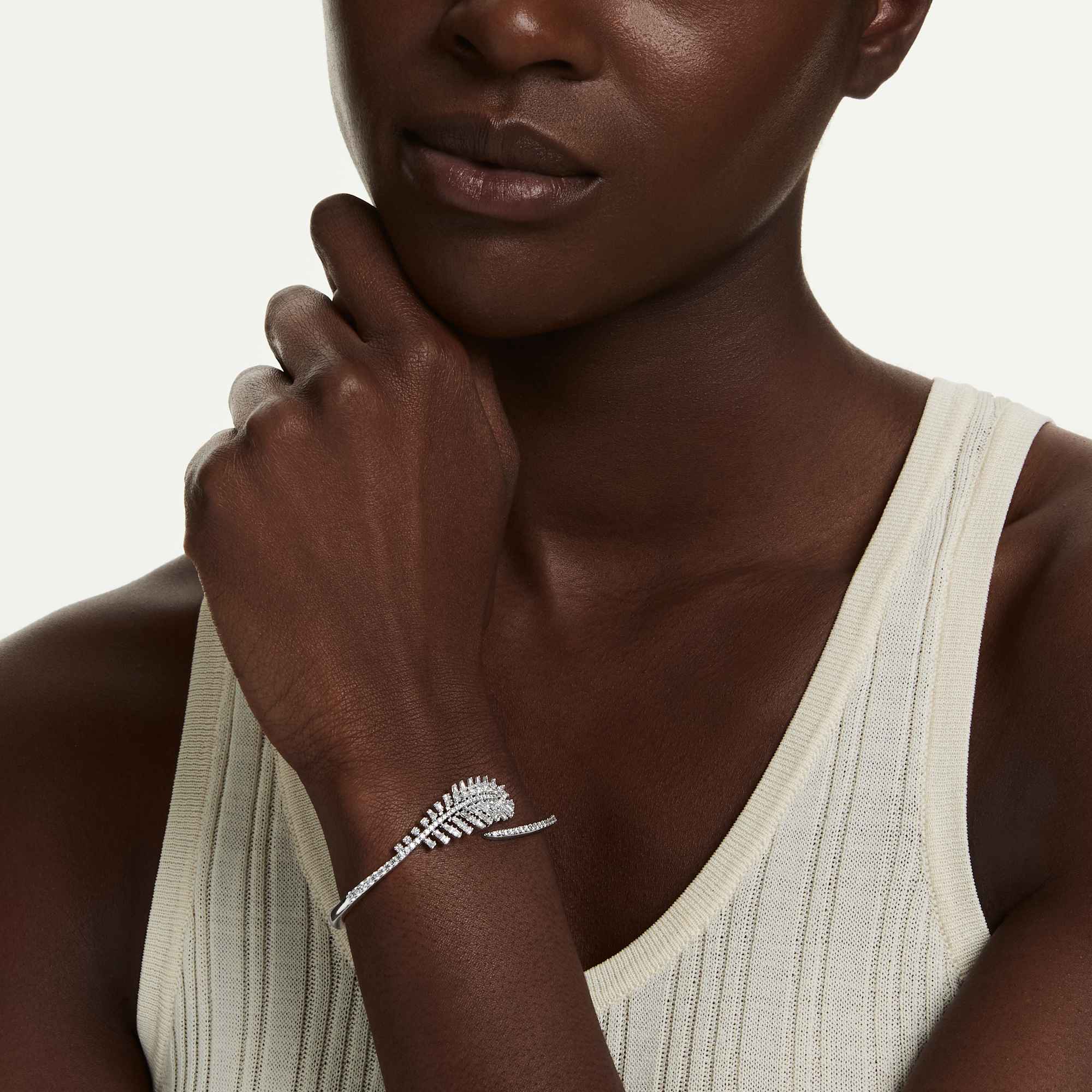 Swarovski Vienna Feather Bangle 5754275 — view 2