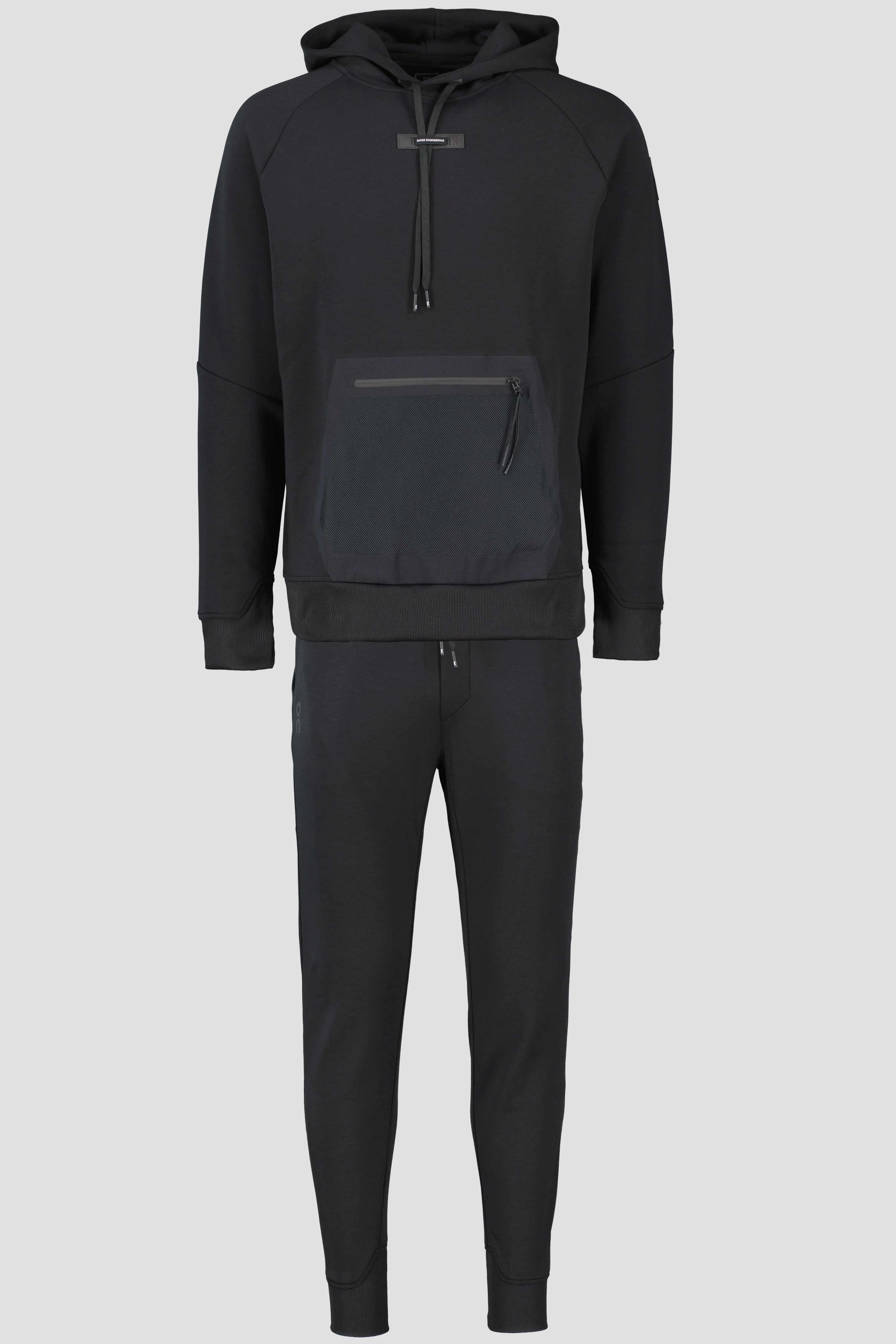 On Running Full black tracksuit