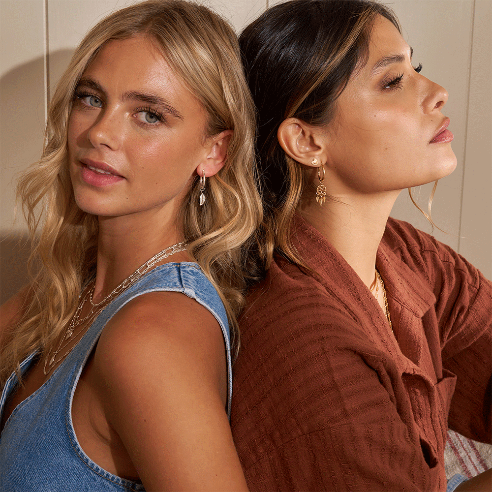 ChloBo Glowing Beauty Stud Earrings