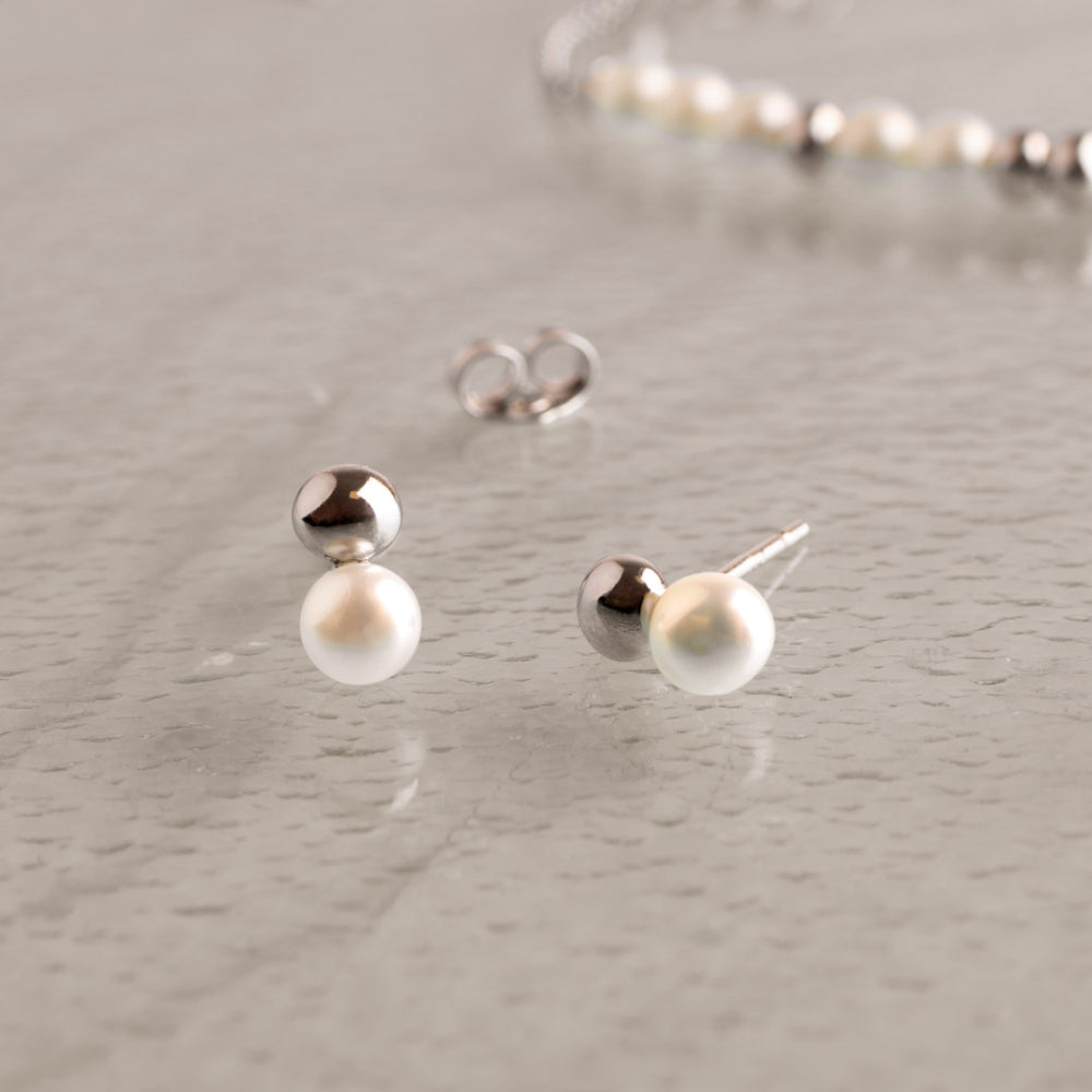 Kit Heath Coast Tumble FW Pearl Stud Earrings 30167FP — view 5