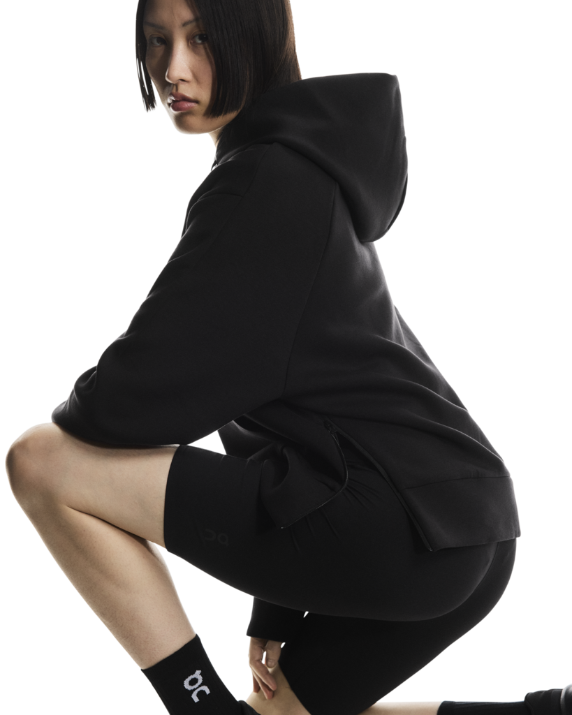 Women's On Running Focus Tech Hoodie Black — view 6