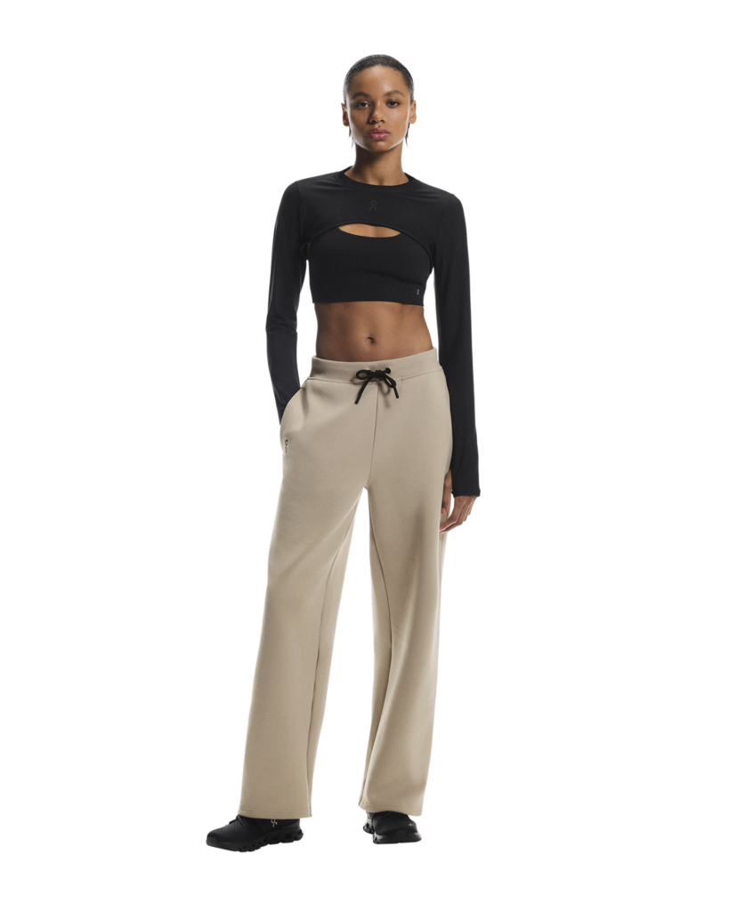 Women's On Running Focus Tech Sweatpants Desert — view 2