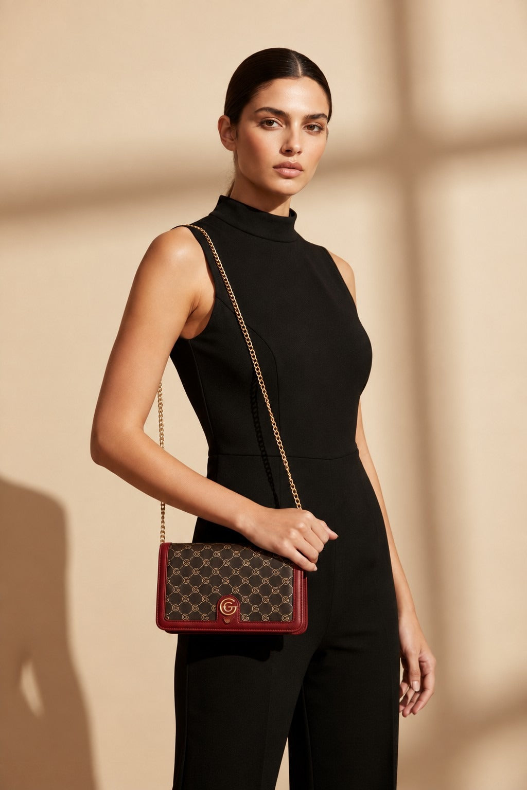 Women's Gabriella G Queen Wallet on Chain Bordeaux