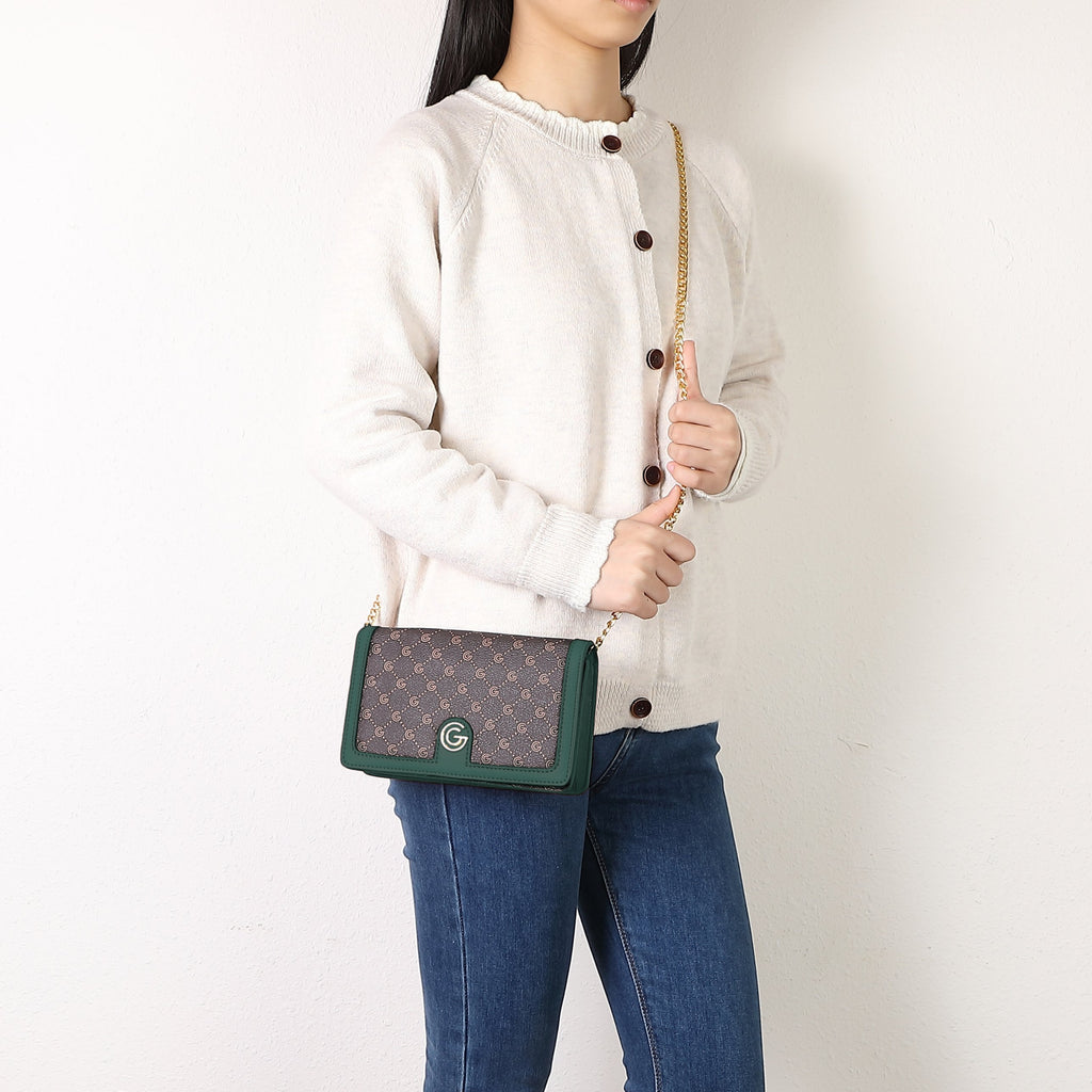 Women's Gabriella G Queen Wallet on Chain Green