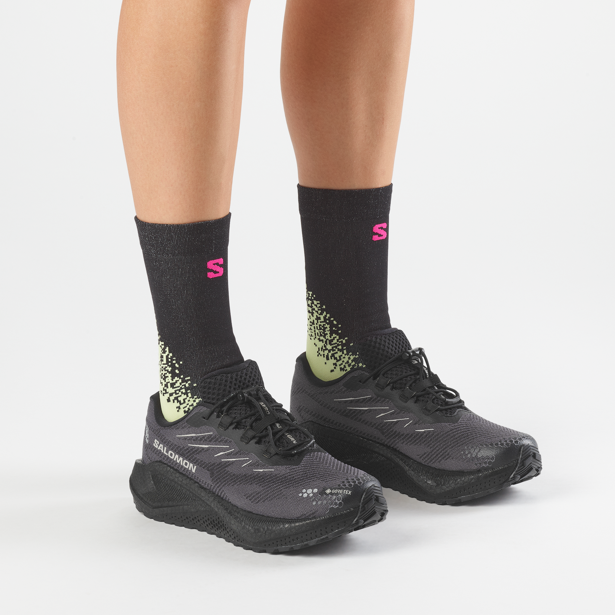 Women's Salomon Aero Blaze 4 GRVL GTX Black/Black Trainers — view 3