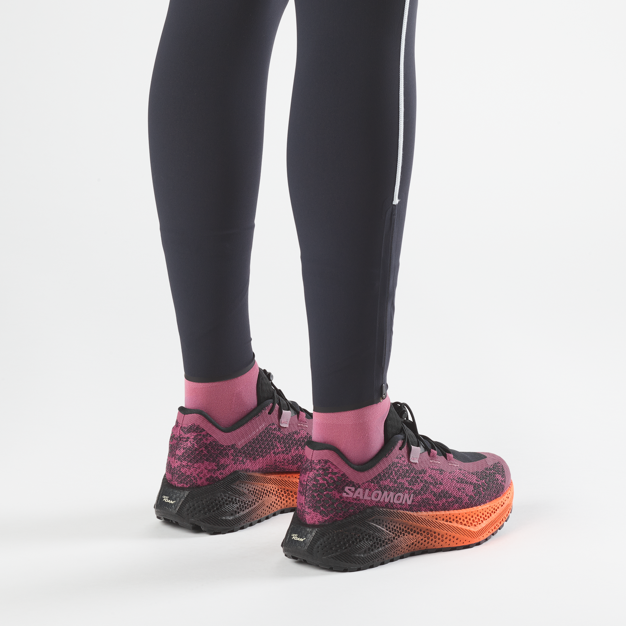 Women's Salomon Aero Glide 4 GRVL Nocturne/Black/Dusky Orchid Trainers — view 3