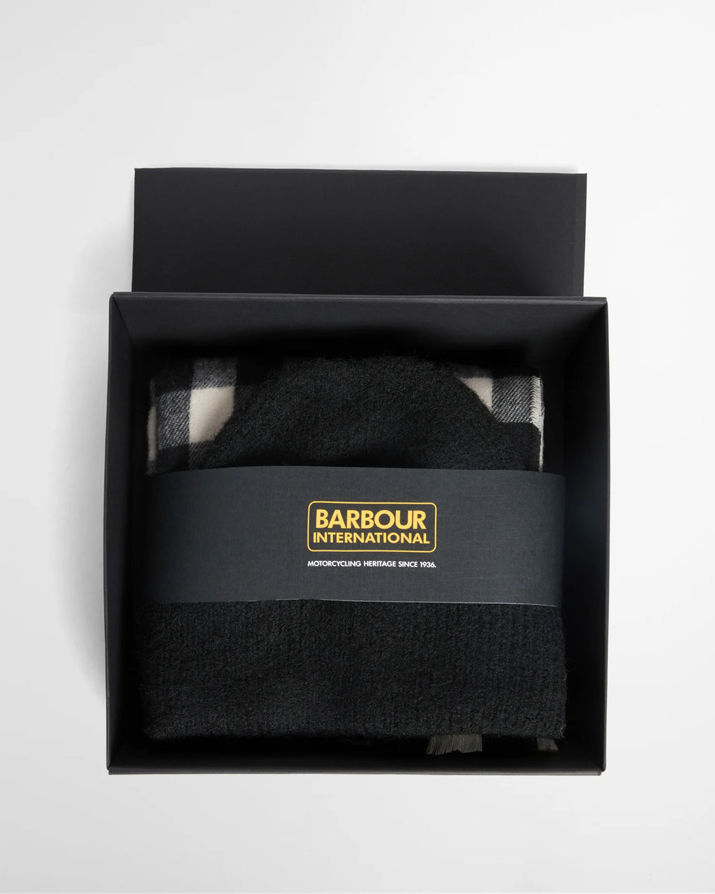 Women's Barbour International Kemora Beanie & Scarf Gift In Black/Moonbeam
