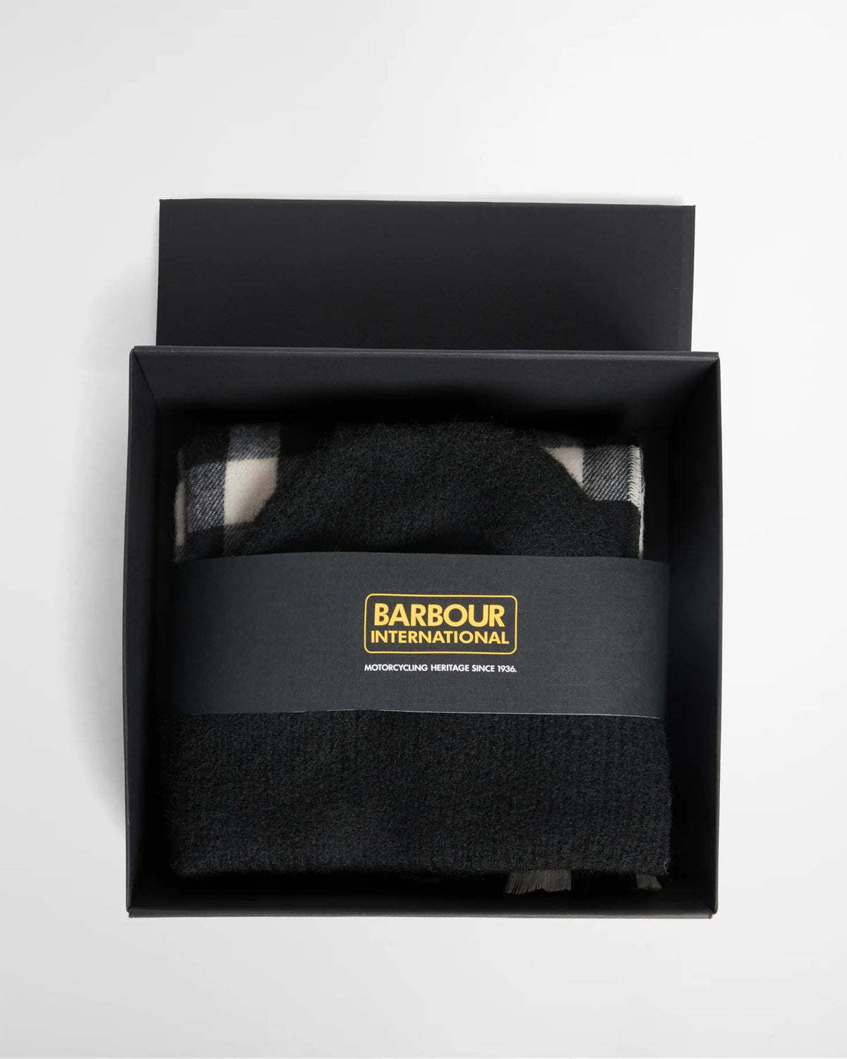 Women's Barbour International Kemora Beanie & Scarf Gift In Black/Moonbeam