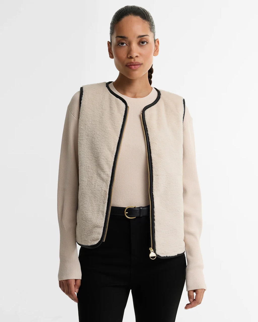 Women's Barbour International Oulton Faux Fur Liner In Lt Stone/Black