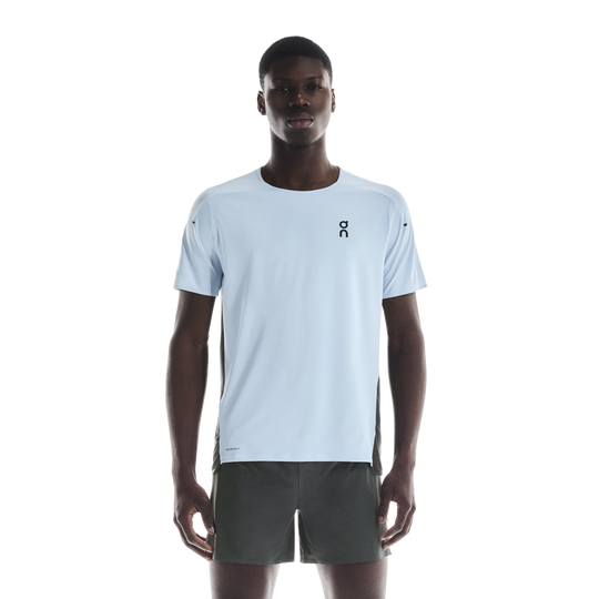 Men's On Running Arctic Eclipse Performance T Shirt And Eclipse 7 Performance Shorts Set