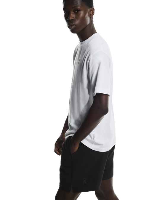 Men's On Running White Focus T Shirt & Black Focus Shorts Set
