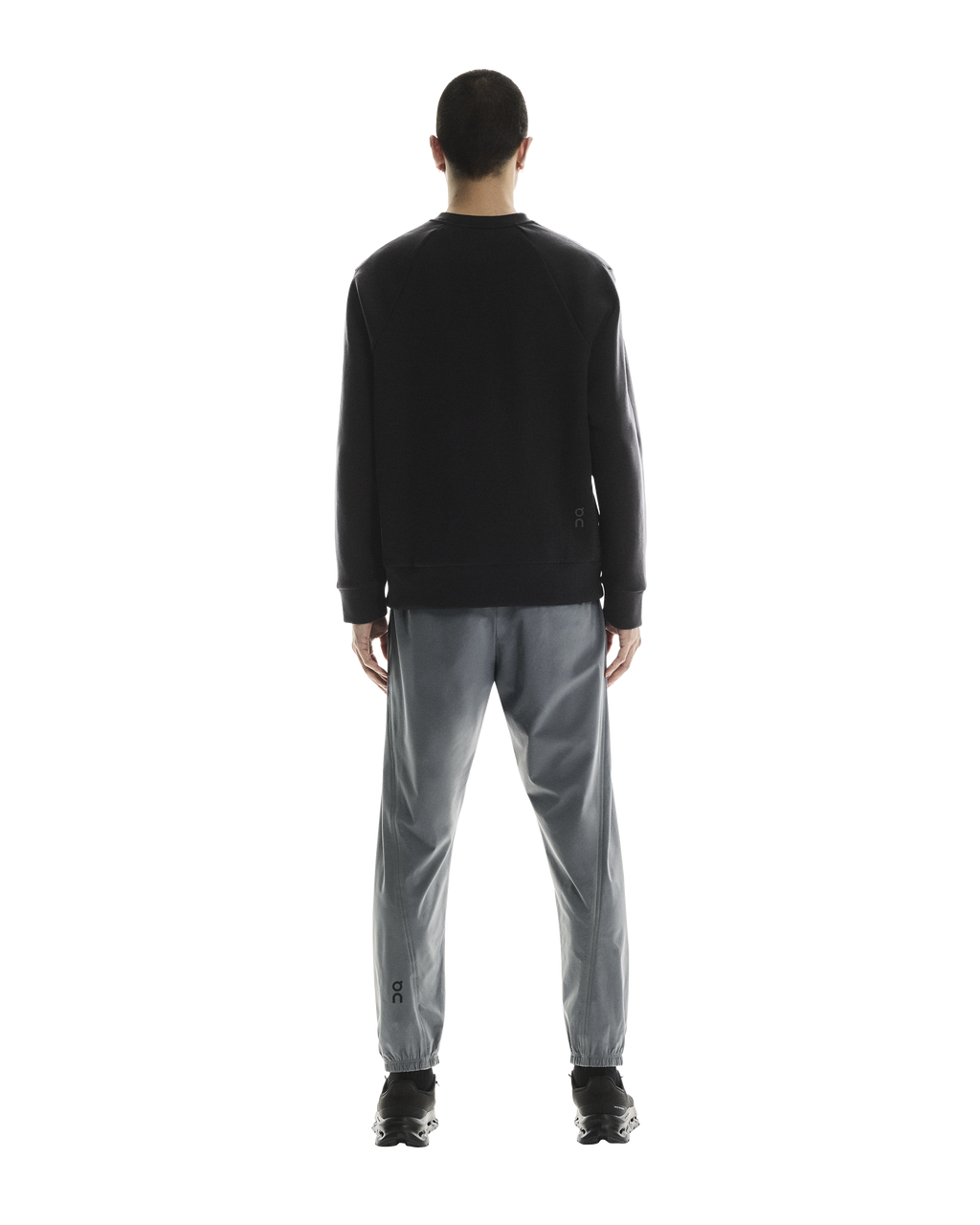 Men's On Running Black Focus Tech Crew Sweatshirt — view 5