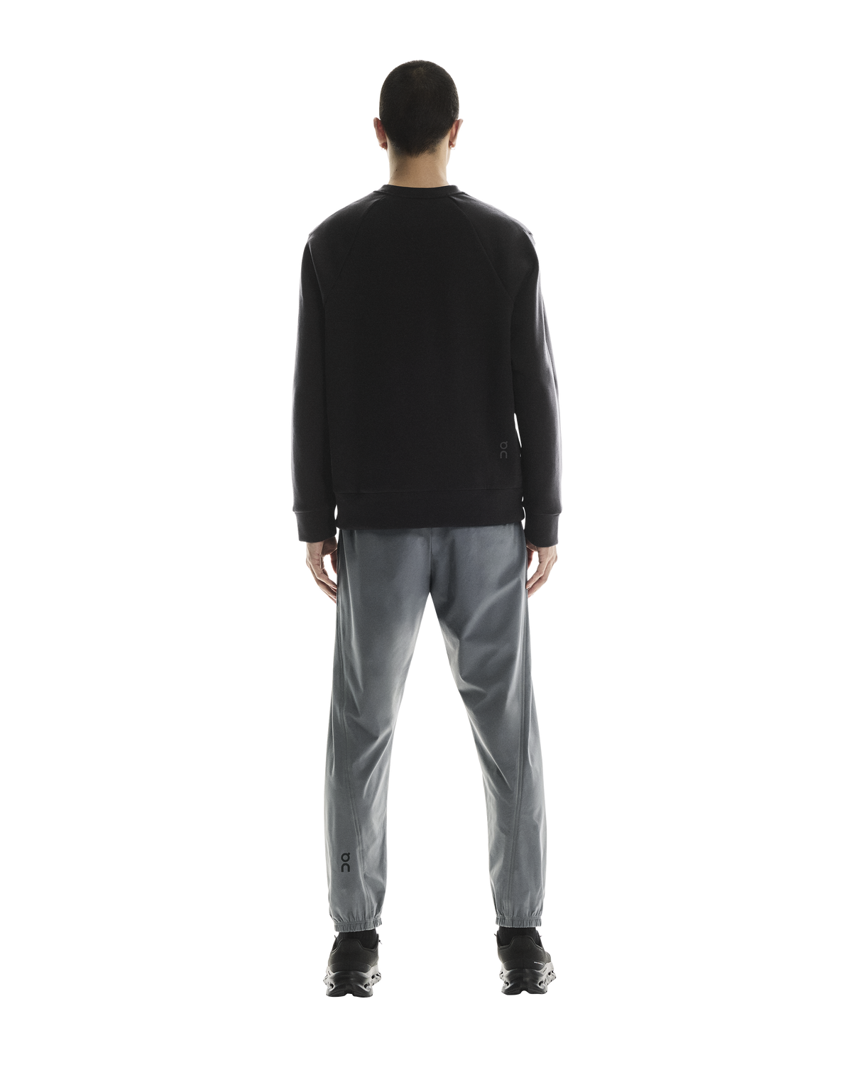Men's On Running Black Focus Tech Crew Sweatshirt — view 5