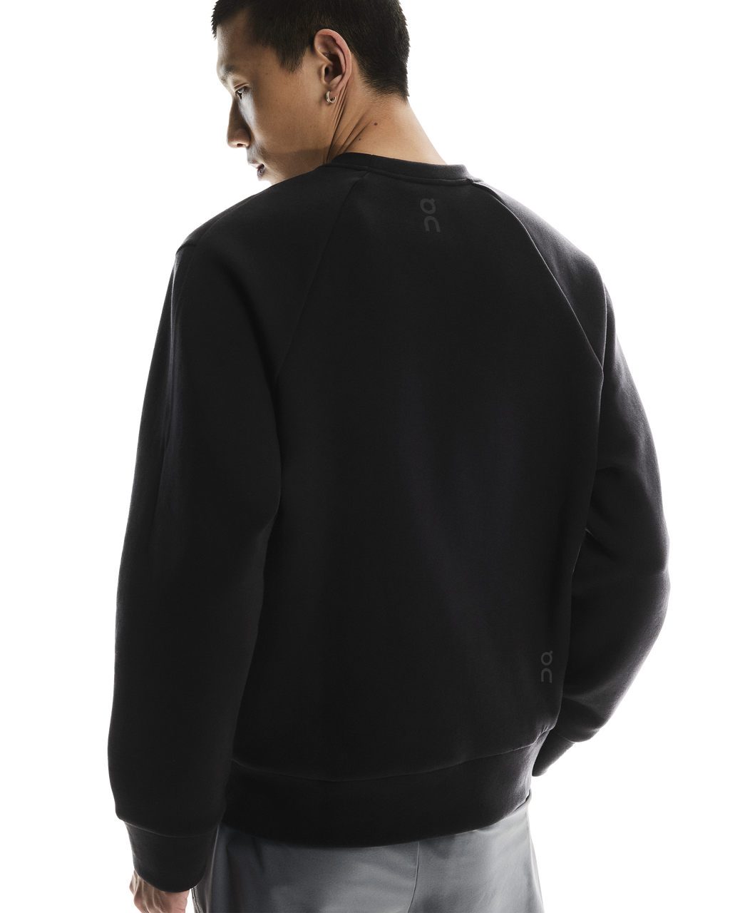 Men's On Running Black Focus Tech Crew Sweatshirt — view 2