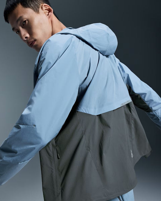 Men's On Running Chambray Eclipse Core Jacket And Chambray Navy Weather Pant Tracksuit Set